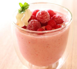 いちごとバナナのスムージー